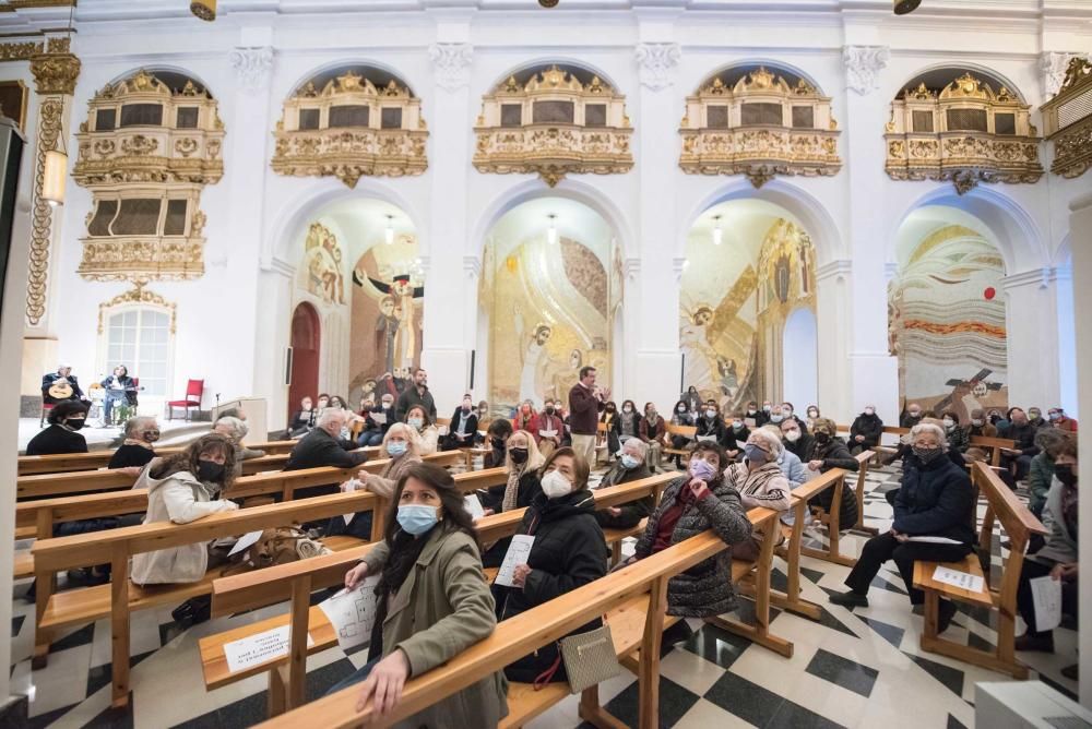 Presentació dels mosaics de La Cova