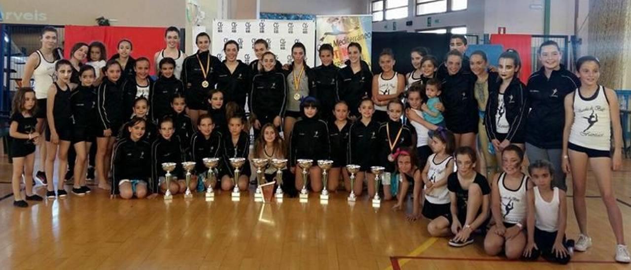 El club Fantasi Canals arrasa en el Trofeu Open del Mediterráneo