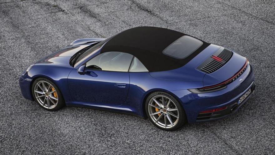 Descubre la innovadora capota del nuevo Porsche 911  Cabriolet