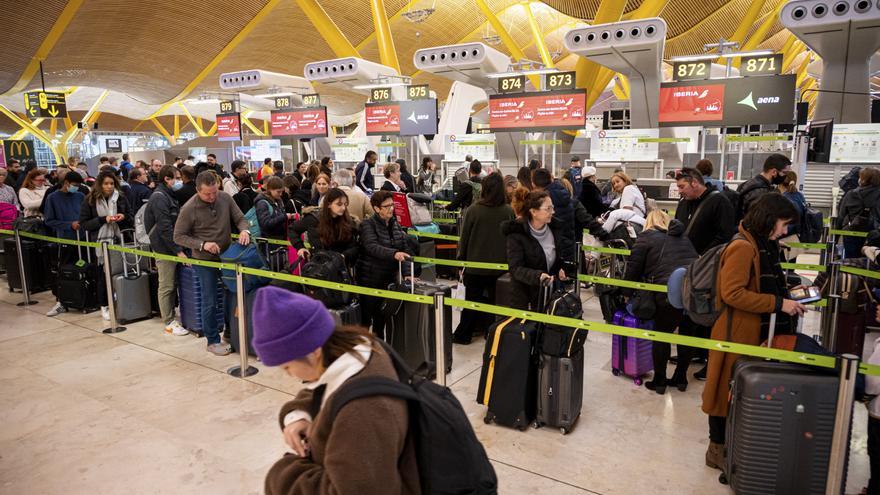 Entran en vigor las medidas sanitarias para los pasajeros de China que llegan a España