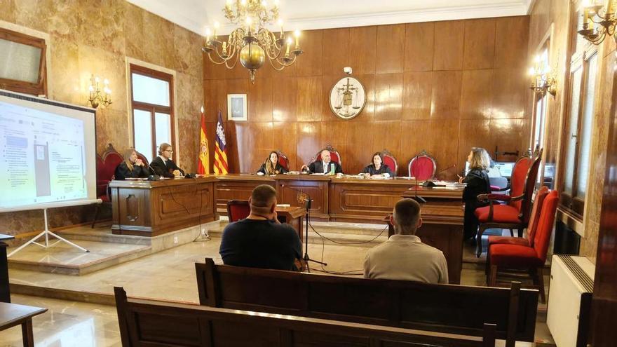 Dos condenados por secuestrar y agredir a un hombre para robarle en Palma