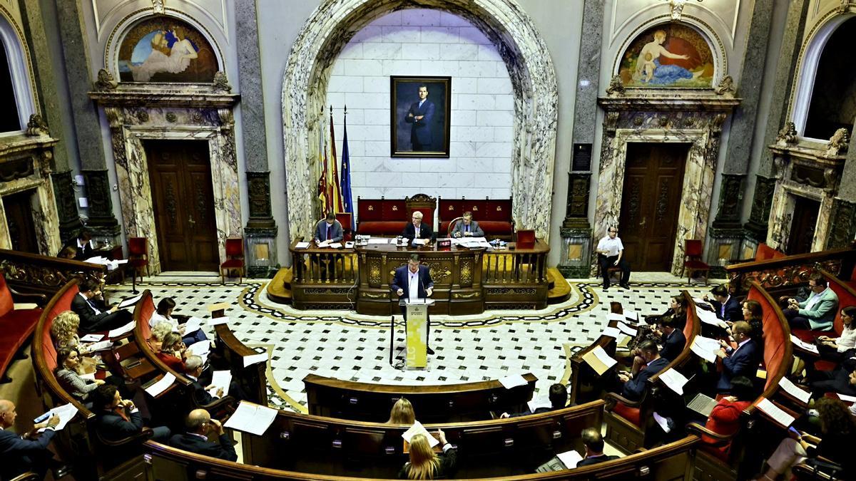 Vista panorámica de la corporación, durante el pleno del Ayuntamiento de València.