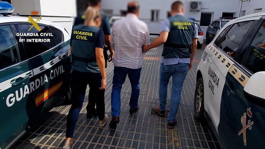 Detenido en Mairena del Aljarafe un empresario tras vigilar con un GPS a un trabajador de baja médica