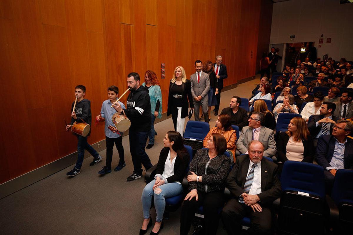 El Consell de Ibiza entrega sus máximas distinciones en una gala marcada por el recuerdo a Joan Tur.