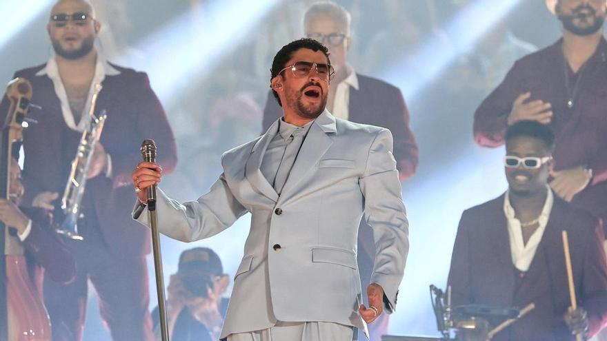 Bad Bunny gana su primer Emmy por el espectáculo de la Super Bowl