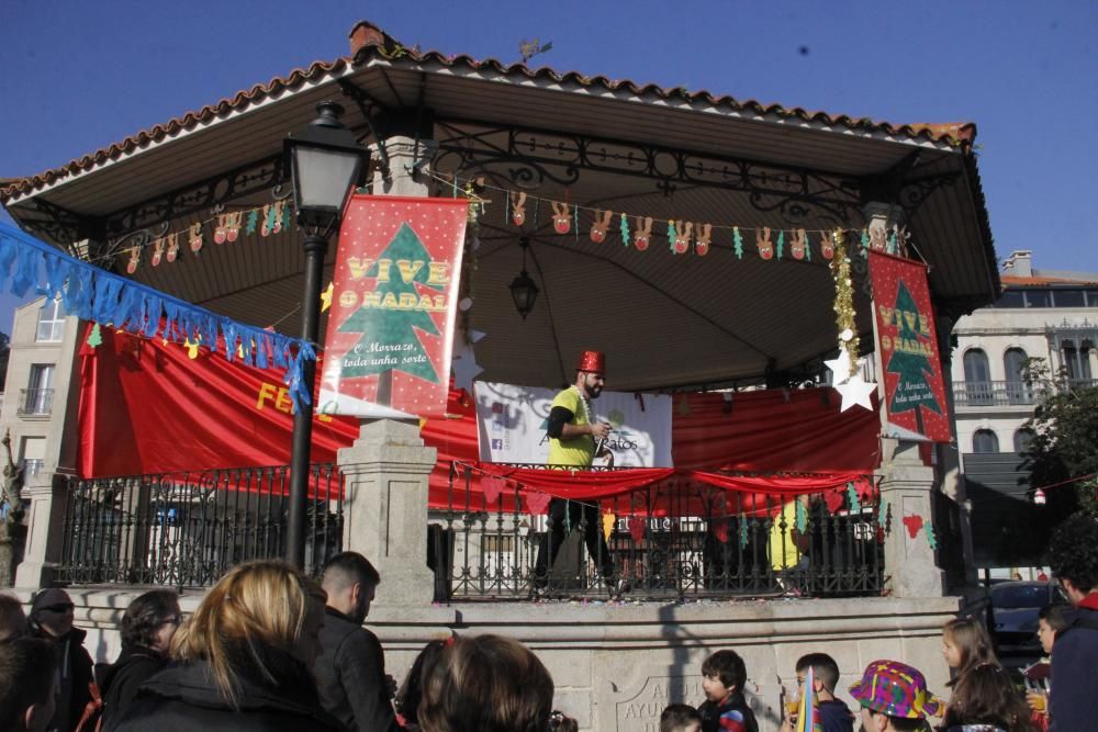 a Asociación de animación cultural "A Illa dos Ratos", en colaboración con el Concello de Cangas, ofreció este año, como novedad, las "precampanadas" destinadas a un público infantil