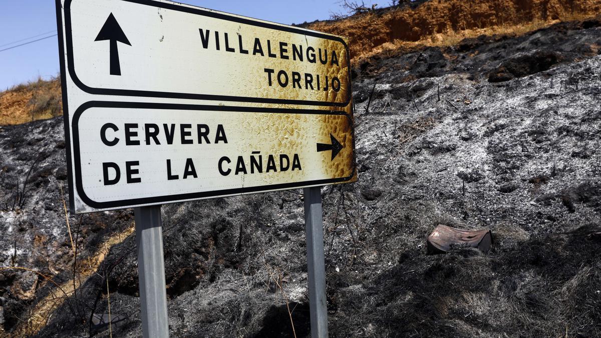 Estado de una de las carreteras de la zona del incendio