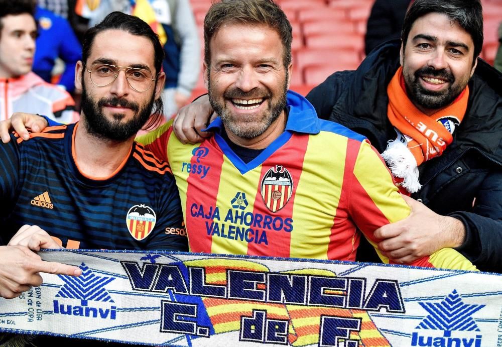 Aficionados del Valencia CF en la semifinal ante el Arsenal