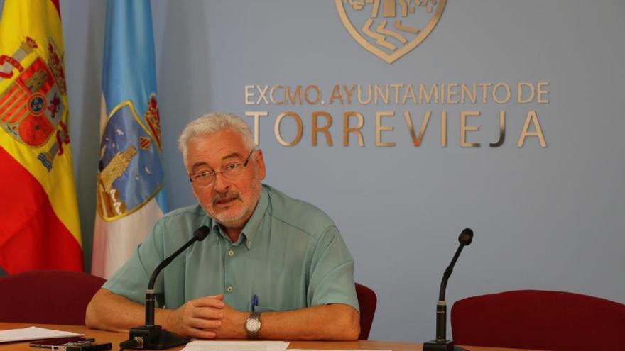 El alcalde de Torrevieja quiere celebrar &quot;bautizos civiles&quot;