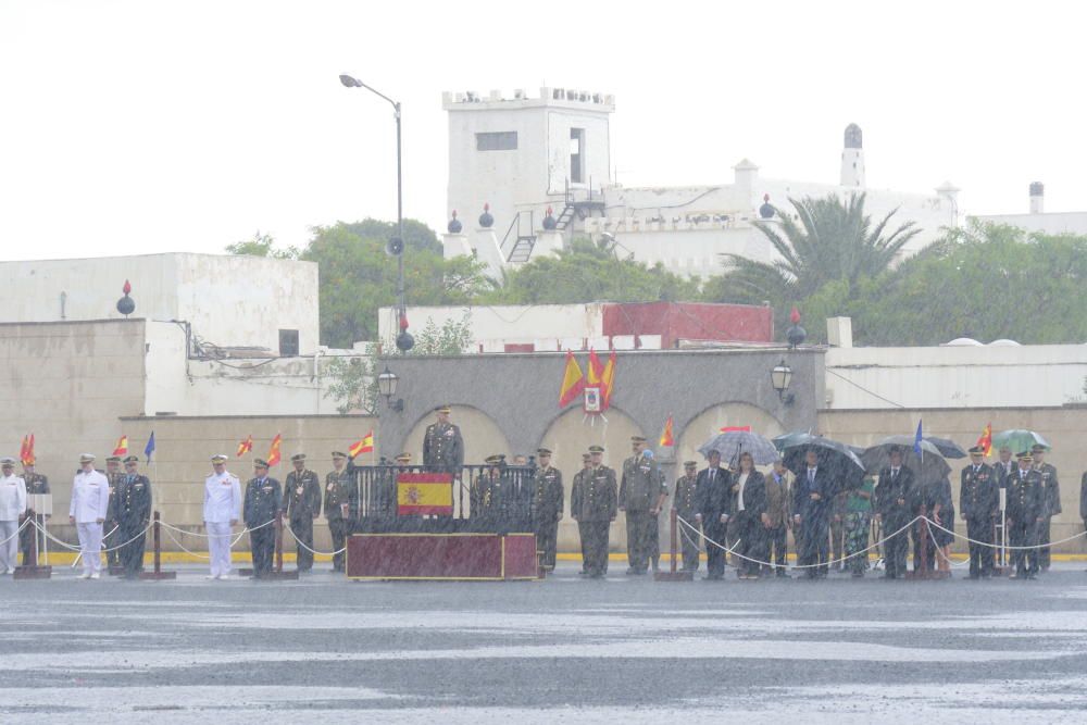 Despedida de la Brigada Líbano bajo la lluvia