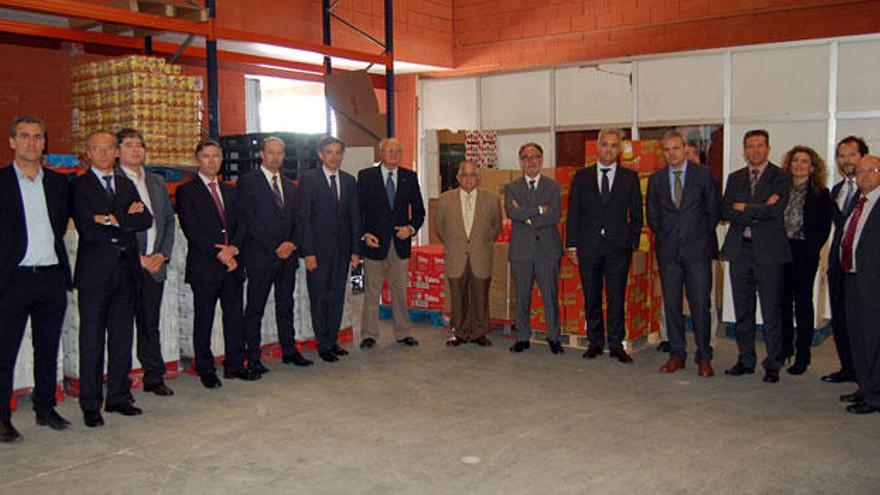 El Comité de Dirección de Hidraqua visita las instalaciones del Banco de Alimentos.