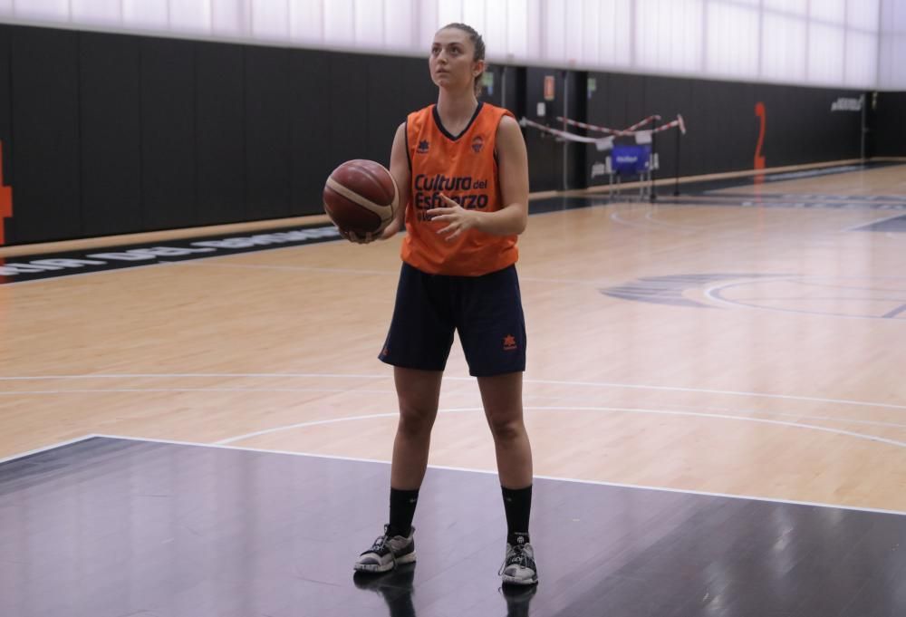 Entrenamiento individual Valencia BAsket femenino