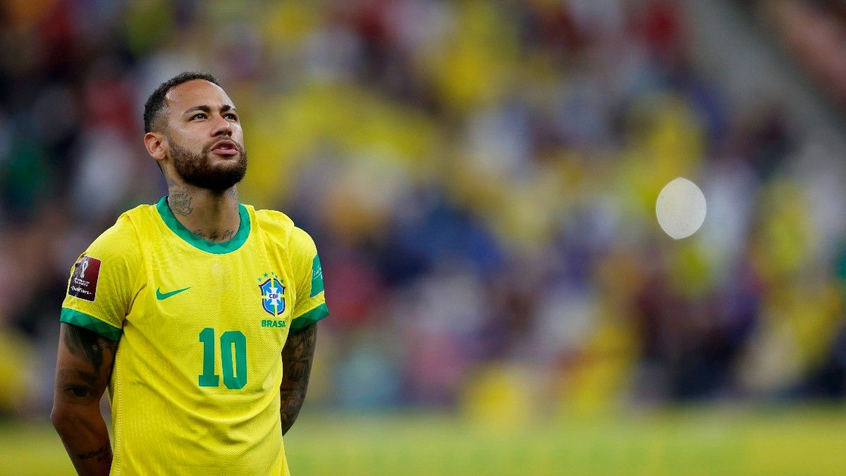 Neymar durante un encuentro con Brasil