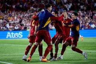 Así te hemos contado la victoria de España: Unai, el héroe de la final