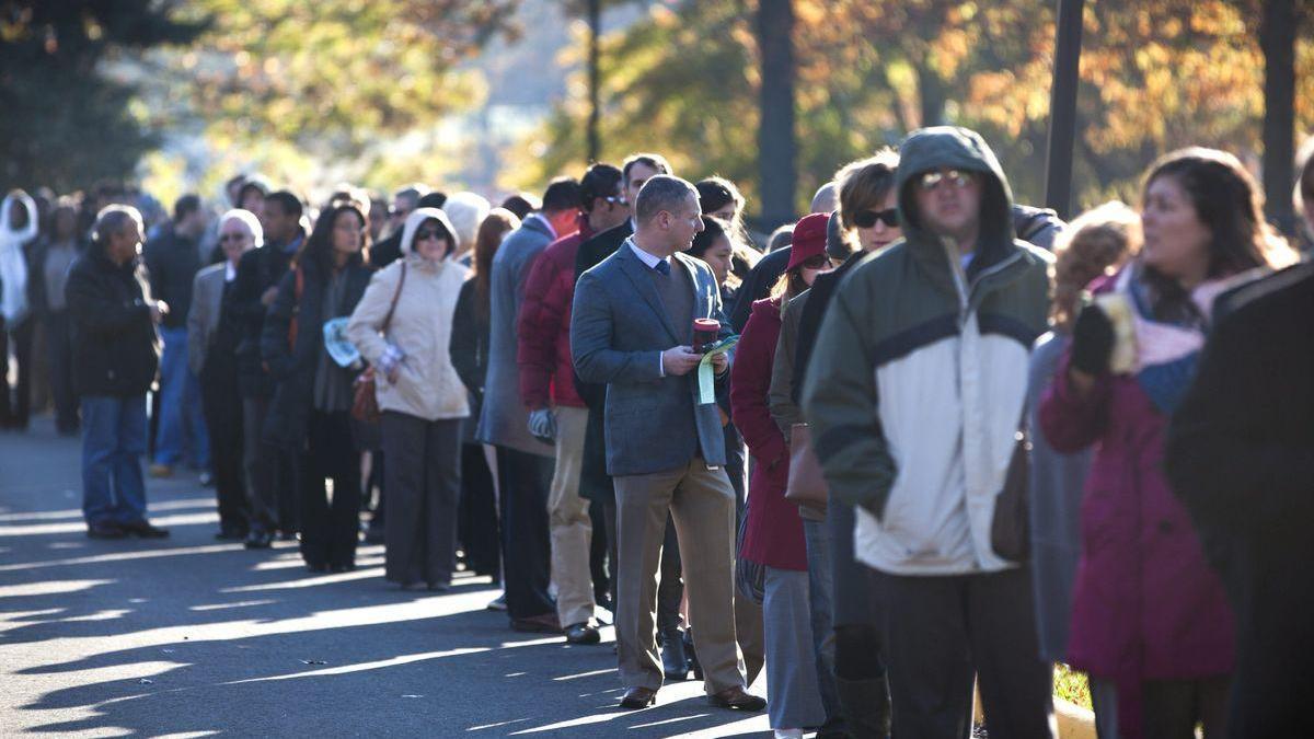 Los republicanos lanzan una ofensiva para restringir el voto en EEUU