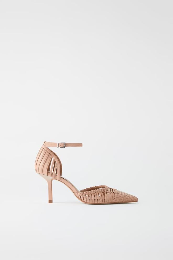 Zapato de tacón trenzado 25,99 euros