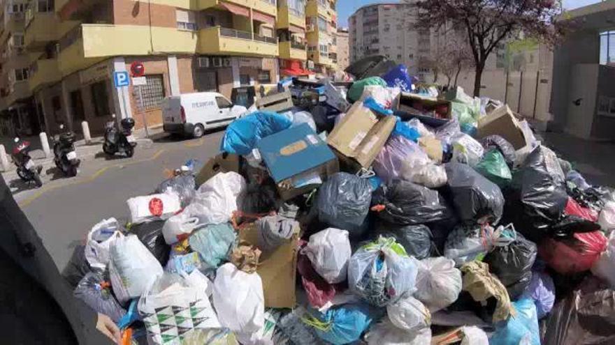 Basura acumulada en las calles de Málaga este lunes, 14 de marzo