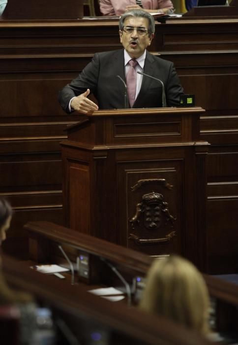 29/11/2016.Pleno del Parlamento de Canarias..Presupuestos