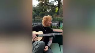 Ed Sheeran sorprende a una chica que hacía deporte en un parque y le dedica una canción