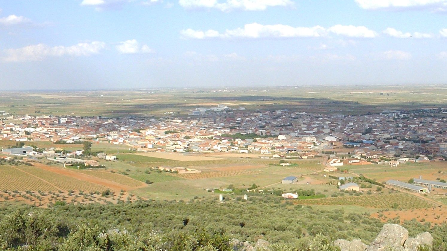 Vista general de la localidad manchega de Villarrubia de los Ojos (Ciudad Real)