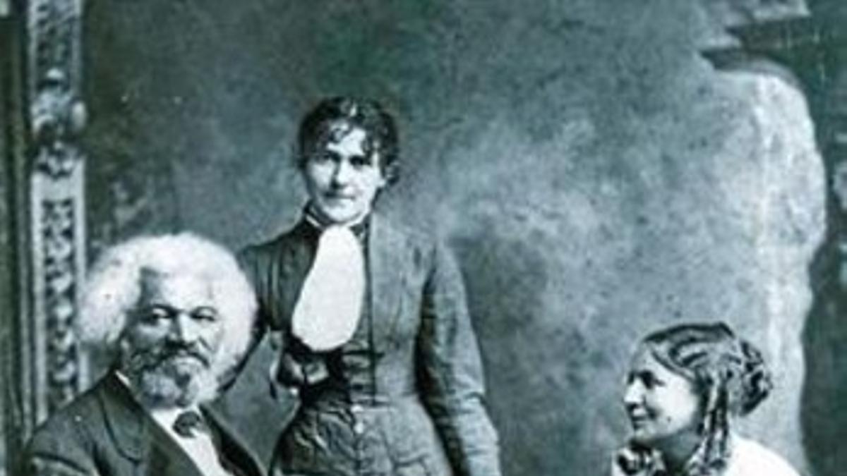 En blanco y negro 8 Douglass, su esposa, Helen, y su sobrina.