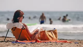 Puedo prometer y prometo que este verano lo dedicaré a leer a mujeres que leen de todo