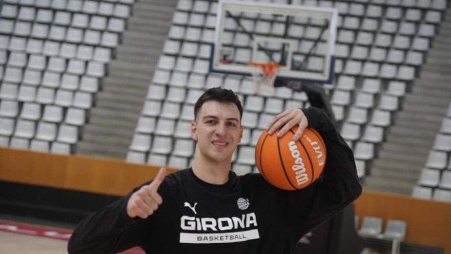 Maxi Fjellerup torna a començar a Fontajau