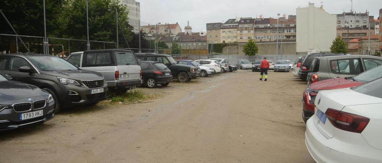 Uno de los aparcamientos disuasorios de Vilagarcía, concretamente en la zona de A Escardia.