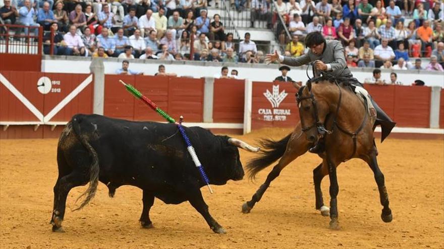 Ventura sale a hombros tras cortar dos orejas en Pozoblanco