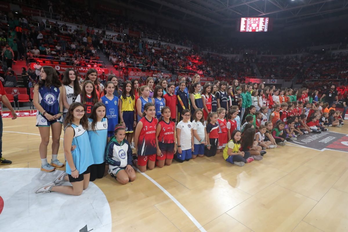 Récord de asistencia en el Día del Baloncesto Femenino Aragonés