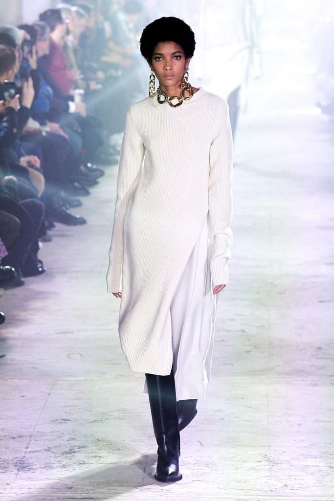 Sacai