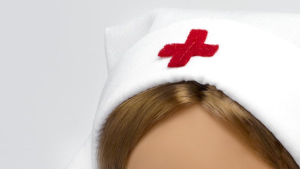 Nancy Enfermera, Cruz Roja