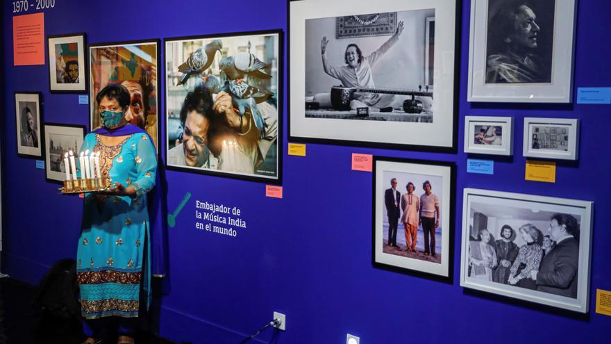 Hallan dos inusuales fotografías de los Beatles tocando en The Cavern