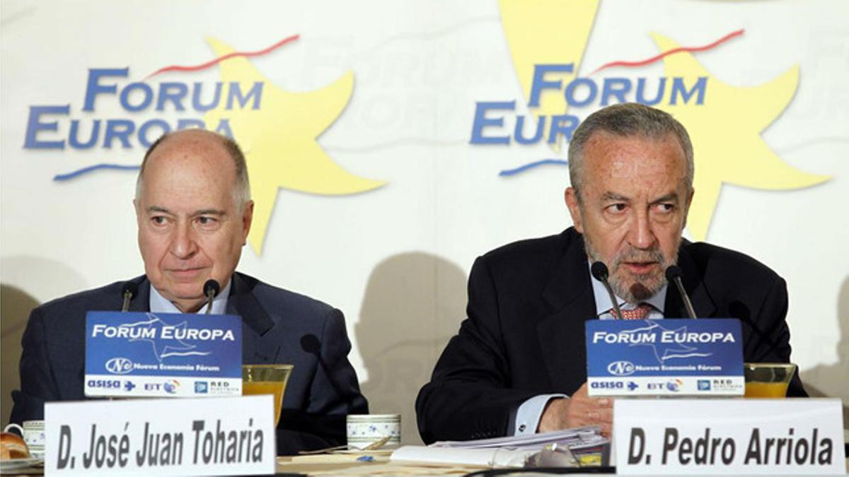 El presidente del Instituto de Estudios Sociales, Pedro Arriola (derecha), y el de Metroscopia, José Juan Toharia. este martes en Madrid.