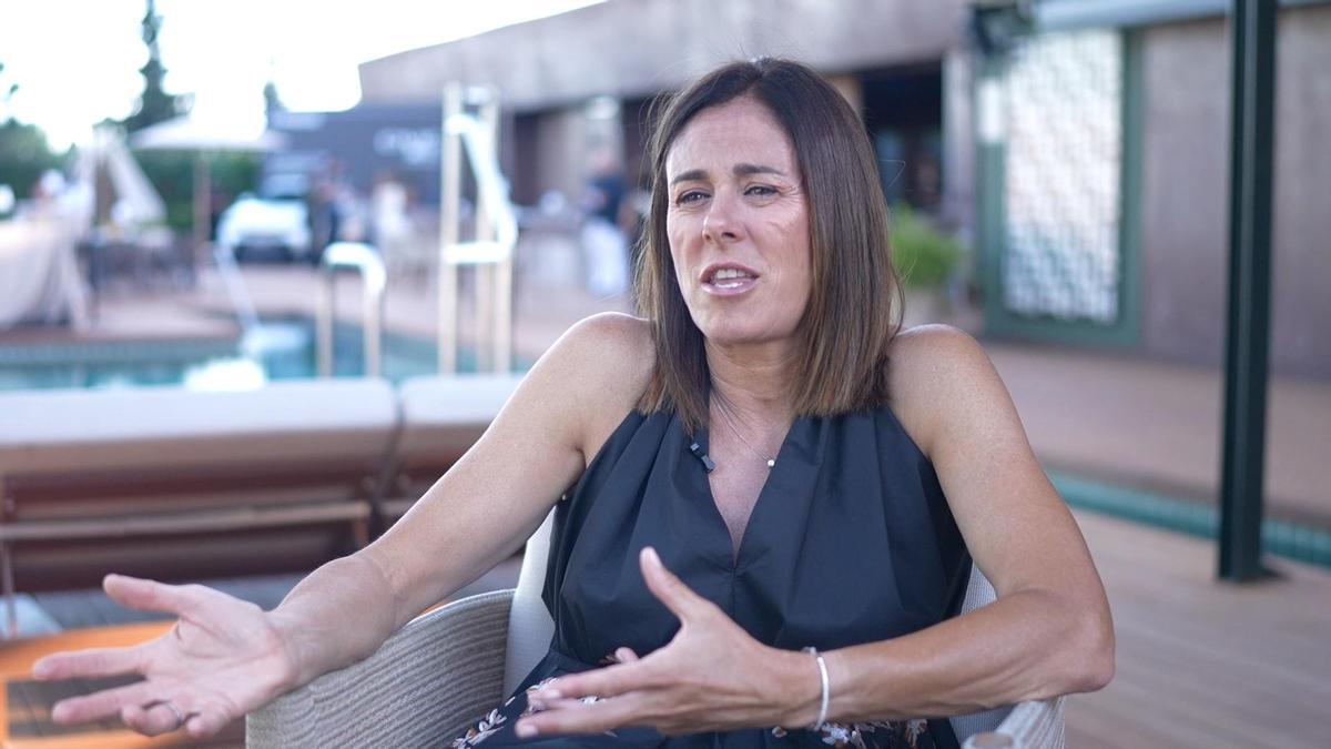 Edurne Pasaban: "Ibas 2 o 3 meses a un campamento base a 8 mil metros y eras la única mujer"