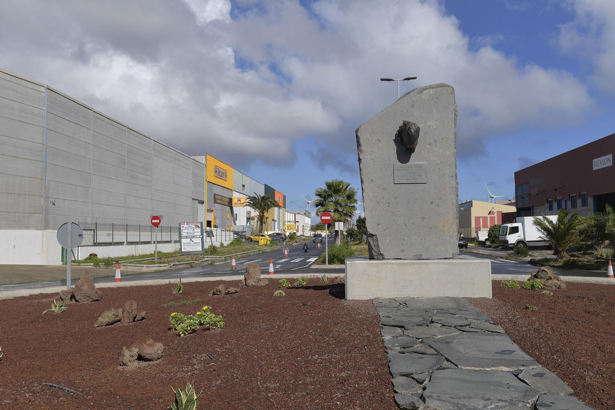 Busto en honor al fallecido empresario Agustín Reina Martinón