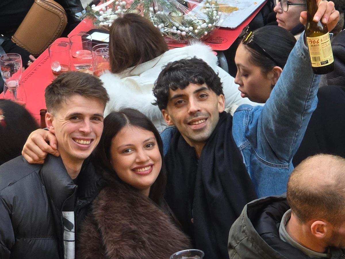 Vilagarcianos y visitantes apuran las últimas horas de 2025.