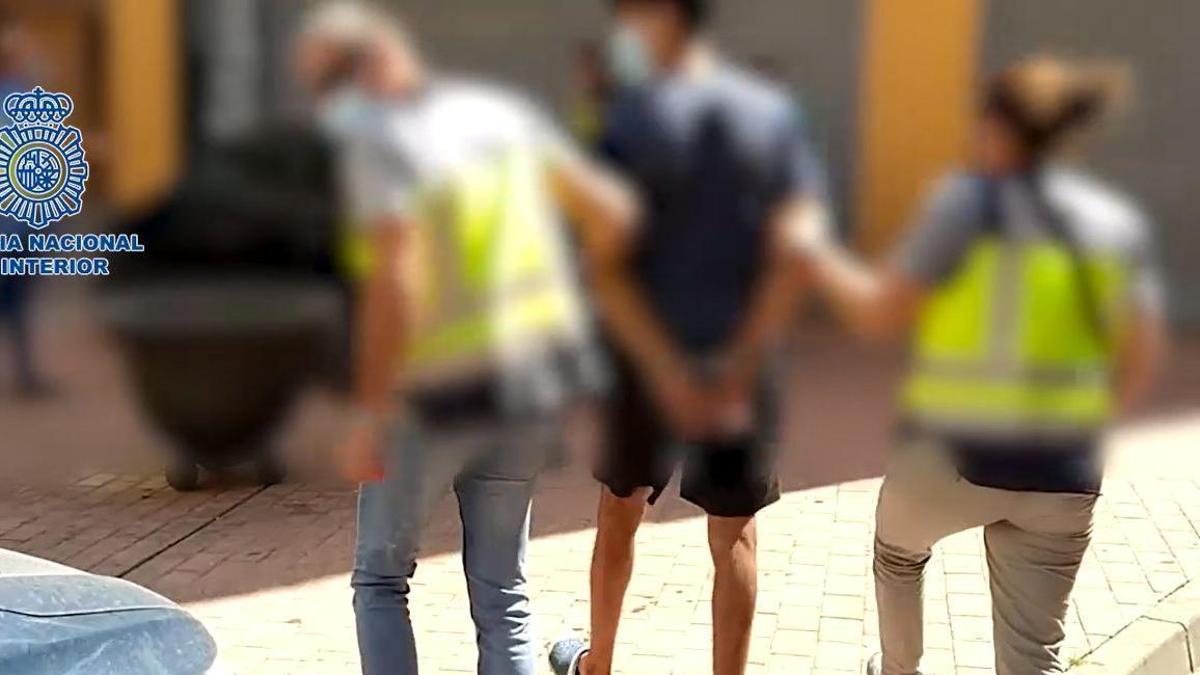 Detenido en El Gancho un joven que asaltaba a señoras mayores con la técnica del “tirón”