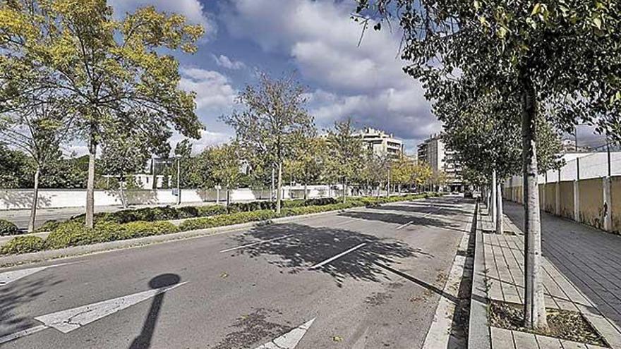 Tramo de la calle Andreu Torrens de Palma donde ayer falleciÃ³ la motorista italiana.