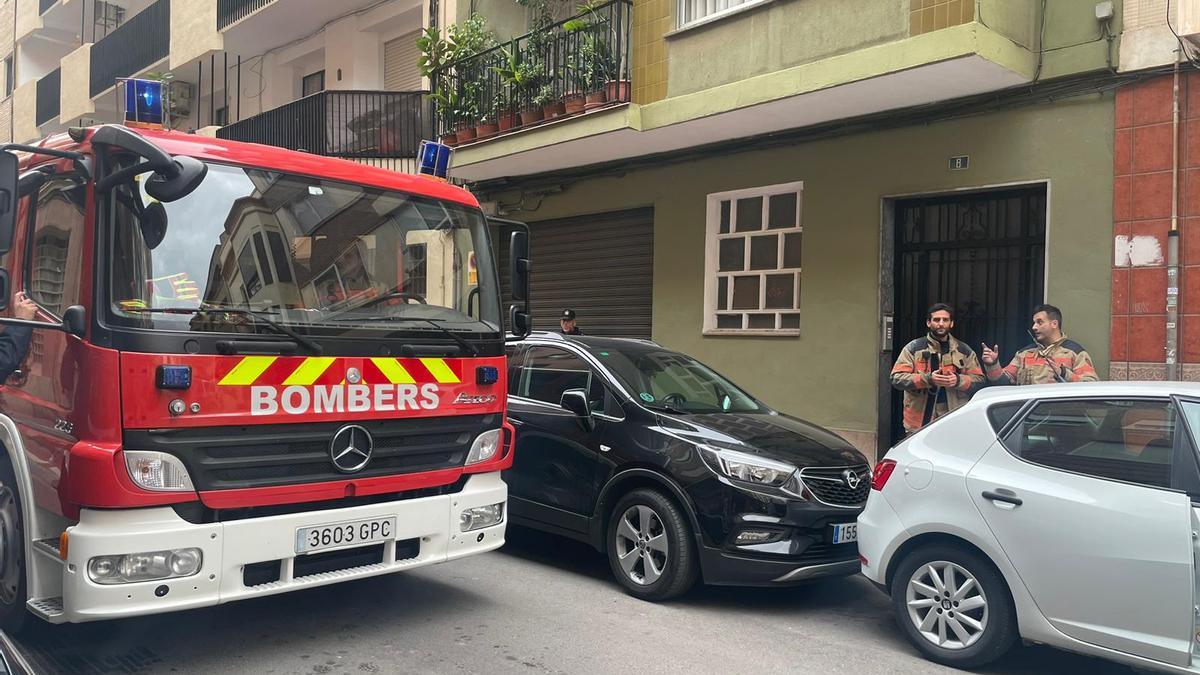 Fallece una mujer en el incendio de una vivienda en Castelló
