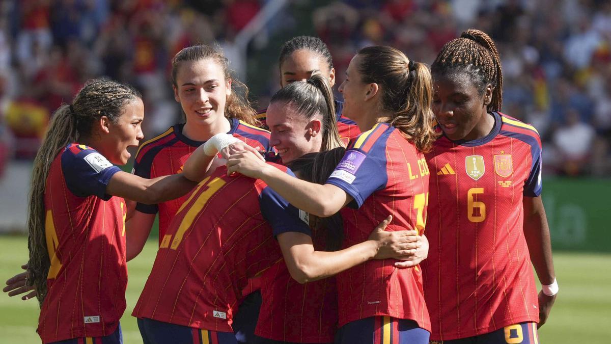 España, en su goleada contra la selección ucraniana durante las Clasificatorias para el Mundial Femenino de la FIFA