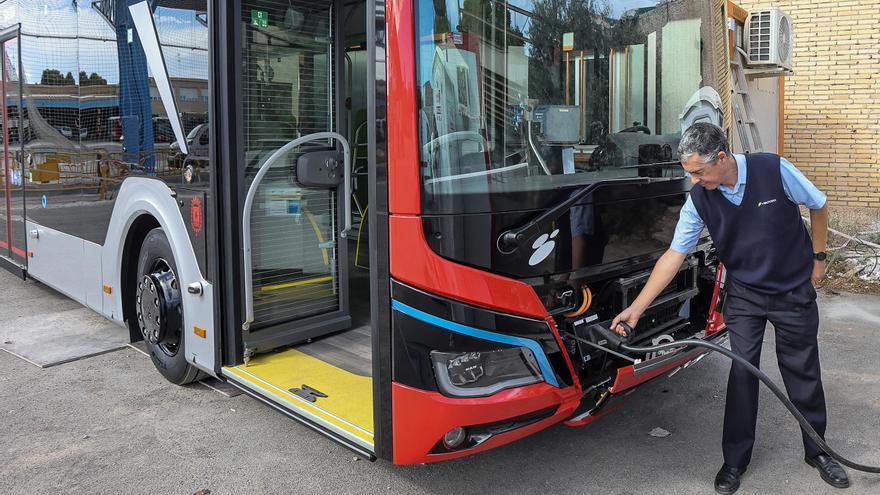 Autobuses eléctricos de &quot;carga rápida&quot; para mejorar el transporte público de Alicante