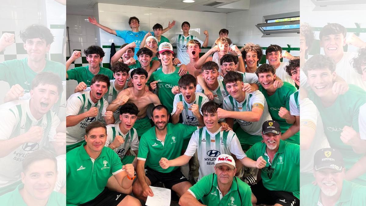 Celebración de la salvación del Olivar de Liga Nacional tras derrotar al Teruel (4-0) este domingo