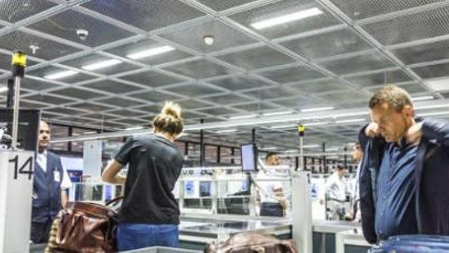 Un control en un aeroport.