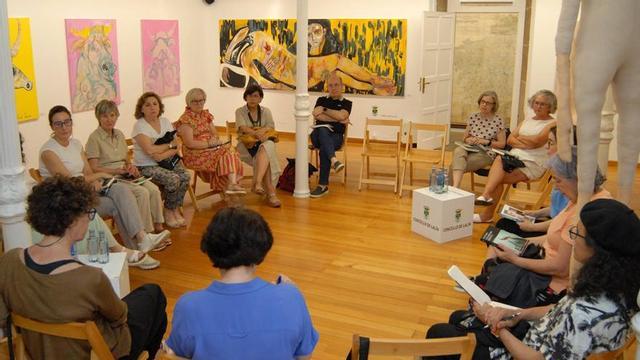 Encuentro en el Museo Municipal de Lalín.  | BERNABÉ/JAVIER LALÍN