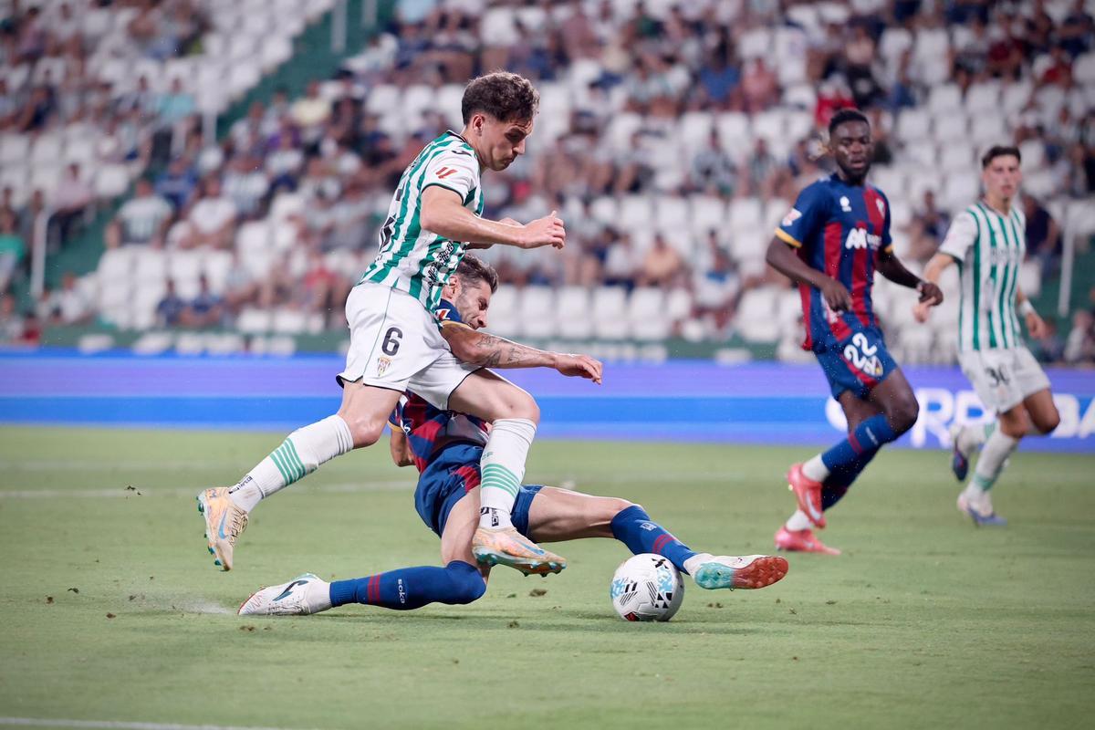 Córdoba CF-Huesca | Las imágenes del partido de LaLiga Hypermotion