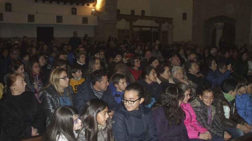 Los colegios y la Escuela de Música celebran la Navidad con un festival de villancicos