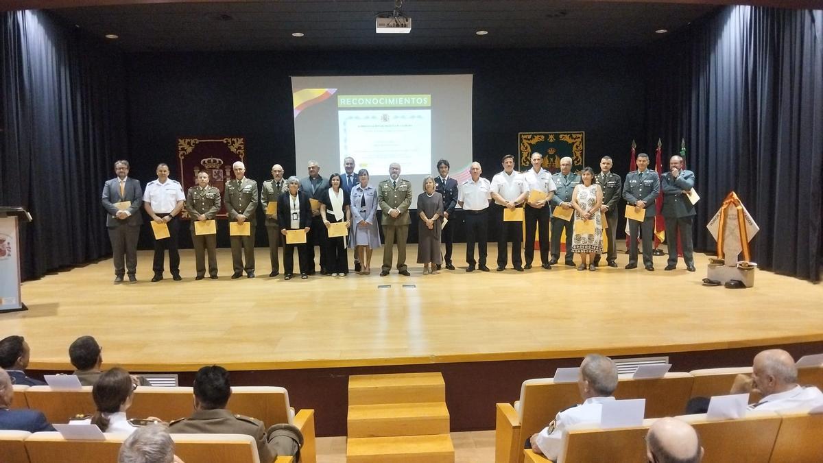 Personas e instituciones reconocidas por la Subdelegación de Defensa