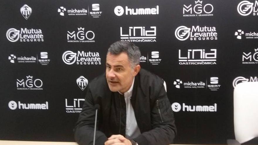 Calleja: &quot;Pretendo mantener la línea y clasificar al equipo para el &#039;play-off&quot;