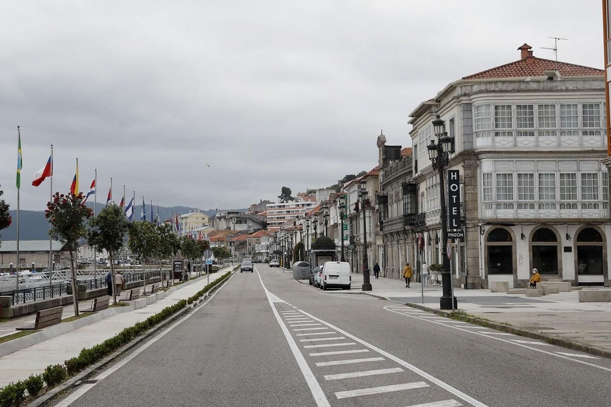 Fachada marítima de Baiona